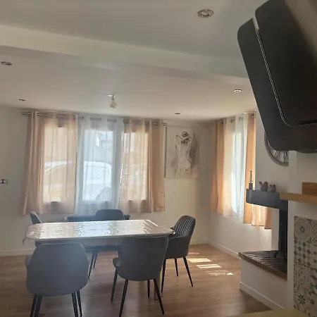 Maison Avec Jardin Bourg בית נופש *